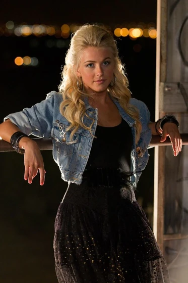 Julianne Hough en rock-of-ages-la-era-del-rock