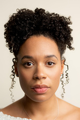 picture of actor Ellouise Shakespeare-Hart