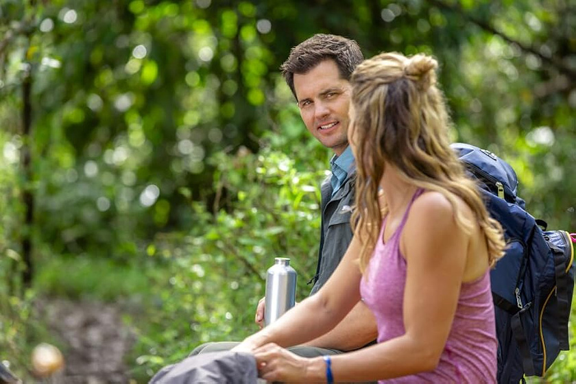 Jill Wagner y Kristoffer Polaha en La Perla del Paraíso