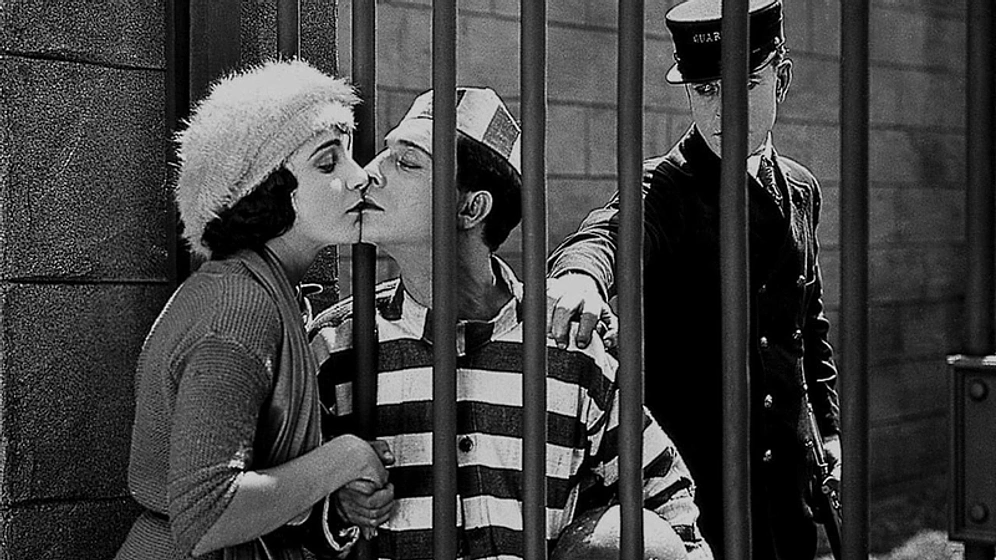 Buster Keaton y Sybil Seely en Convicto 13