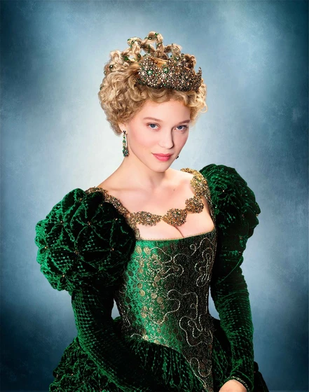 Léa Seydoux en la-bella-y-la-bestia-2014