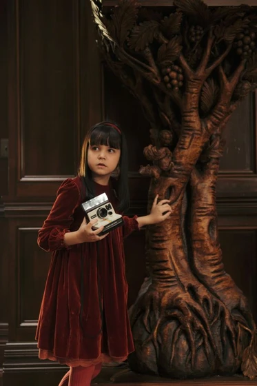 Bailee Madison en no-tengas-miedo-a-la-oscuridad