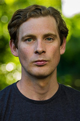 picture of actor Nicholas Agnew