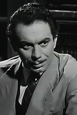 picture of actor Nikos Tzogias