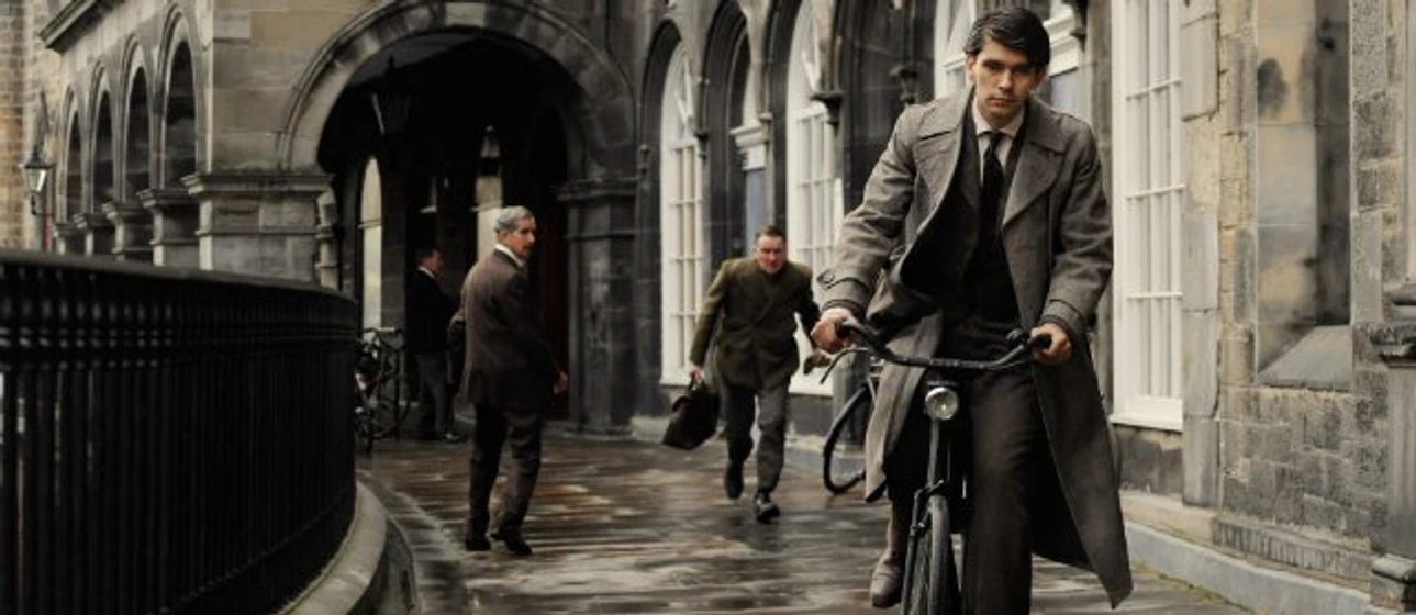 Ben Whishaw en El Atlas de las nubes