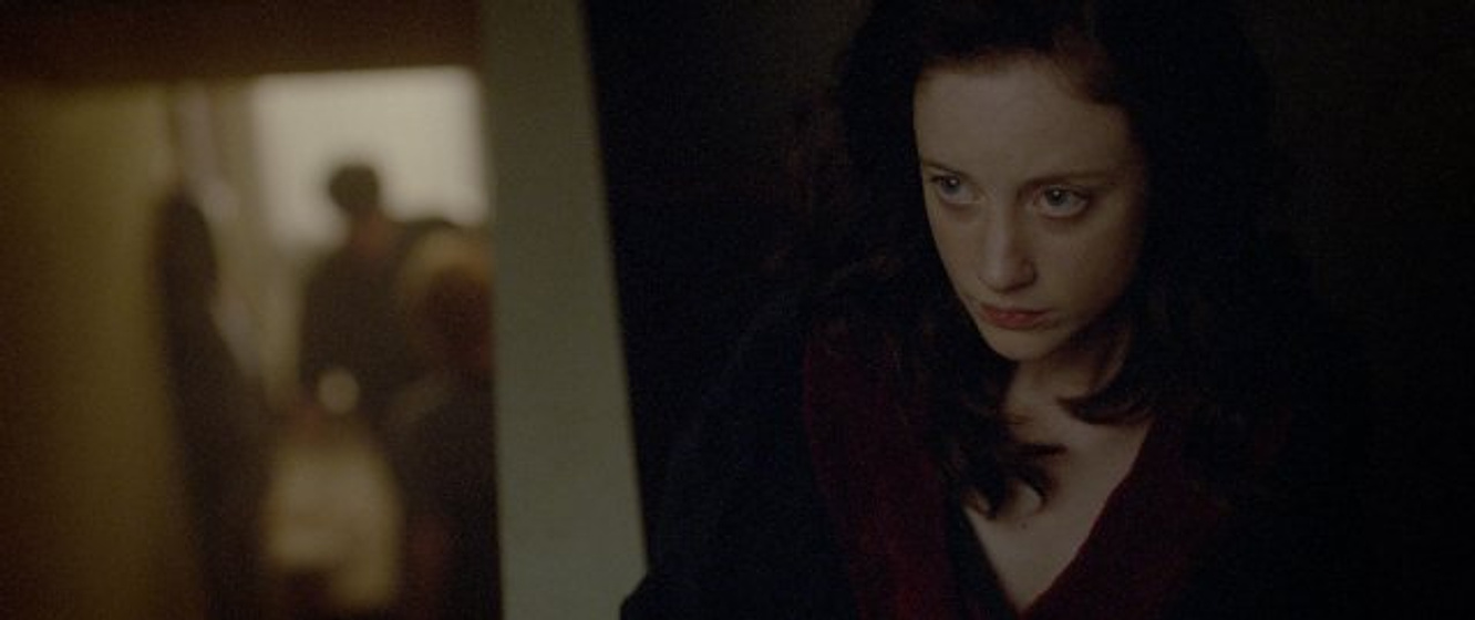 Andrea Riseborough en Agente doble