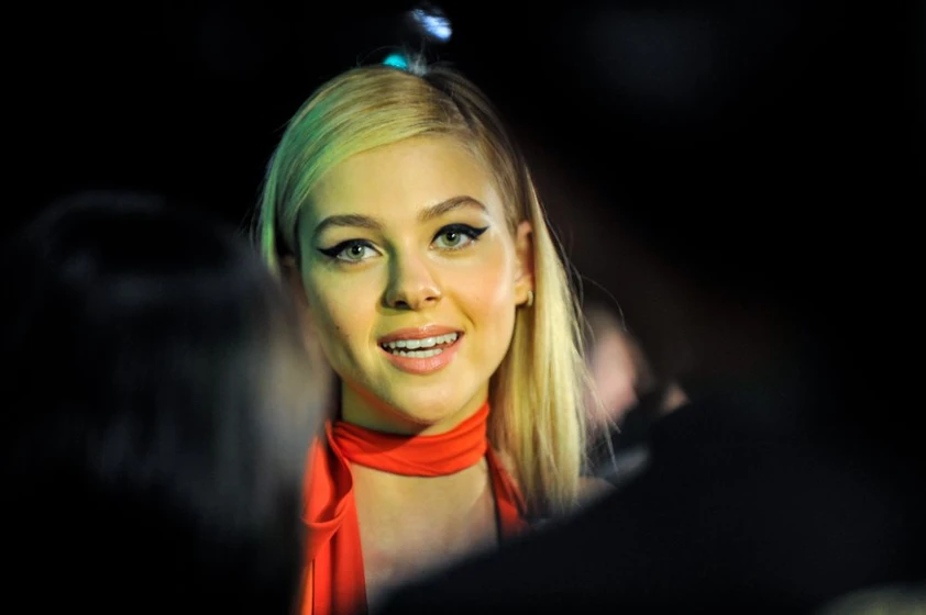 Nicola Peltz en transformers-la-era-de-la-extincion (Premiere en Tokio. Julio 2014)