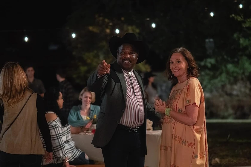 Nora Dunn y Isiah Whitlock Jr. en una-vida-nueva-2020