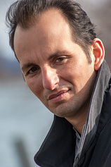 photo of person Louis Vanaria
