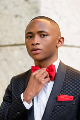 picture of actor Ntobeko Sishi