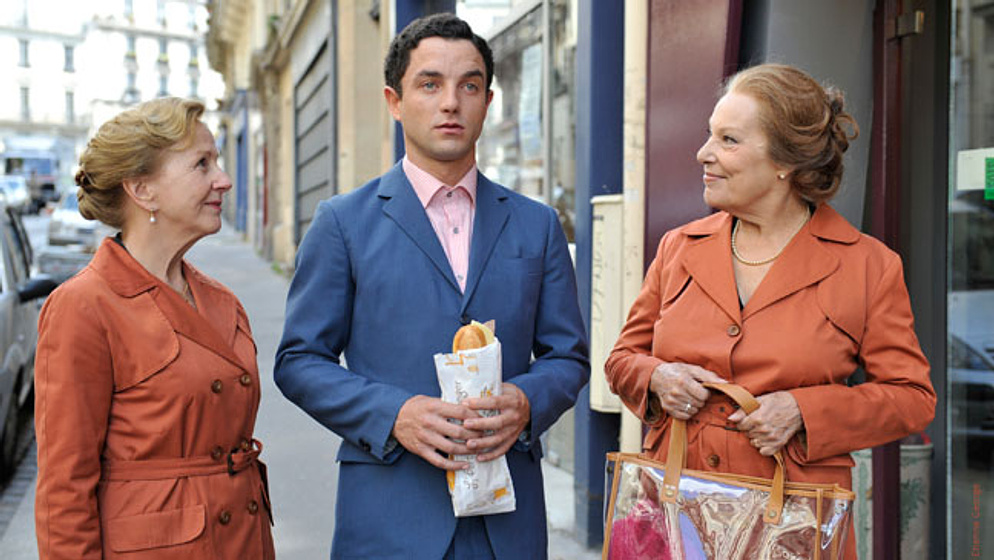 Hélène Vincent, Bernadette Lafont y Guillaume Gouix en Attila Marcel