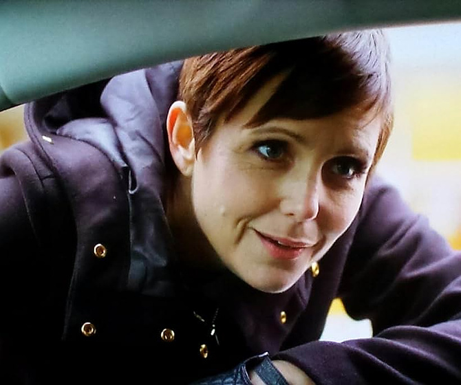 Alison Brooks en Pasado Oscuro