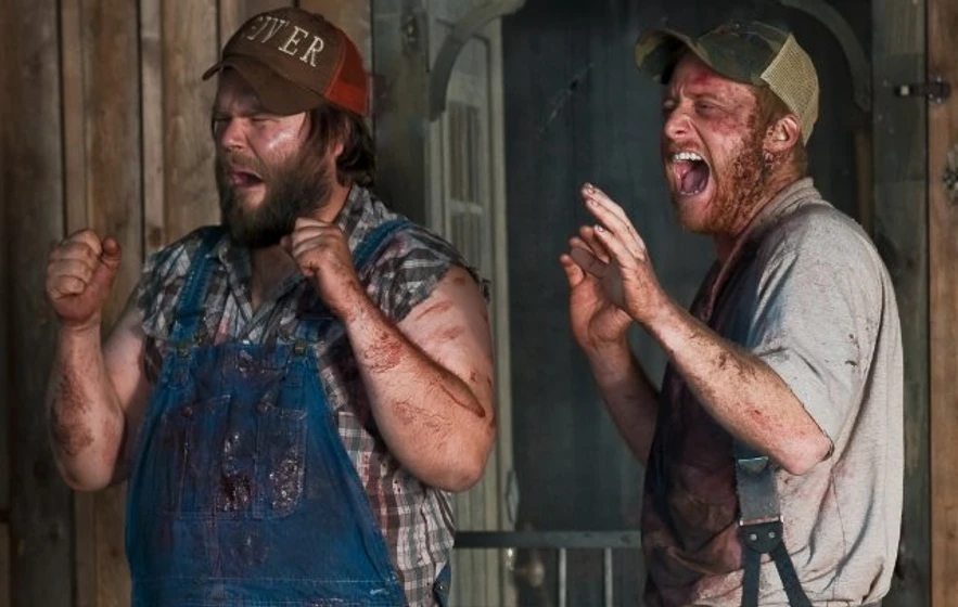 Tyler Labine y Alan Tudyk en tucker-dale-vs-evil