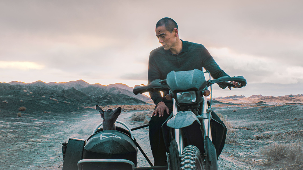 Eddie Peng en Black Dog
