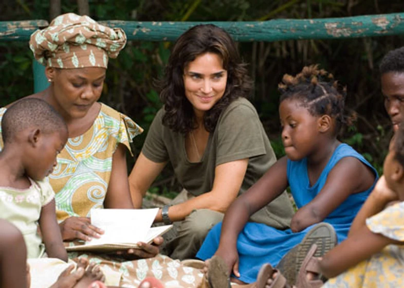 Djimon Hounsou y Jennifer Connelly en diamante-de-sangre