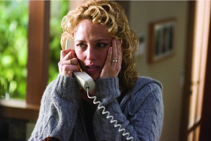 Virginia Madsen en Firewall