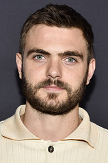 picture of actor Alex Roe