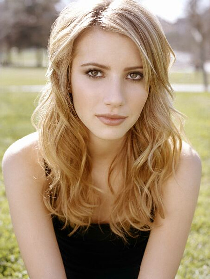 Emma Roberts en Nancy Drew: El Misterio en las Colinas de Hollywood
