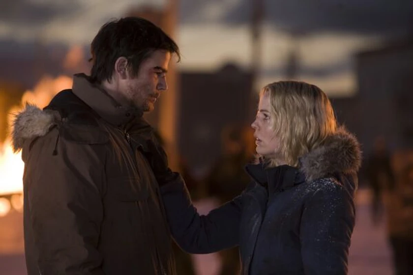 Josh Hartnett y Melissa George en 30-dias-de-oscuridad