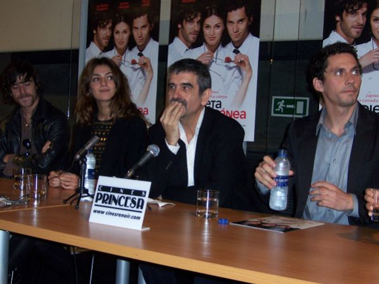 Olivia Molina, Joaquín Oristrell, Paco León y Alfonso Bassave en Dieta mediterránea (Rueda de prensa en Madrid. Enero 2009)