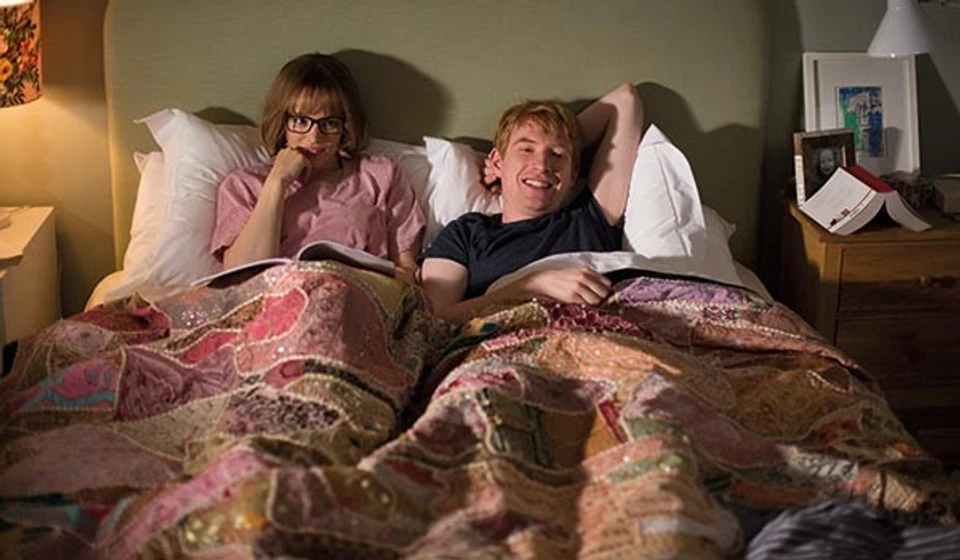 Rachel McAdams y Domhnall Gleeson en Una Cuestión de Tiempo