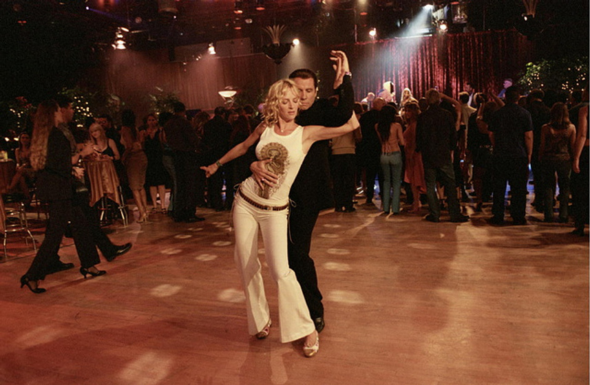 John Travolta y Uma Thurman en Be Cool