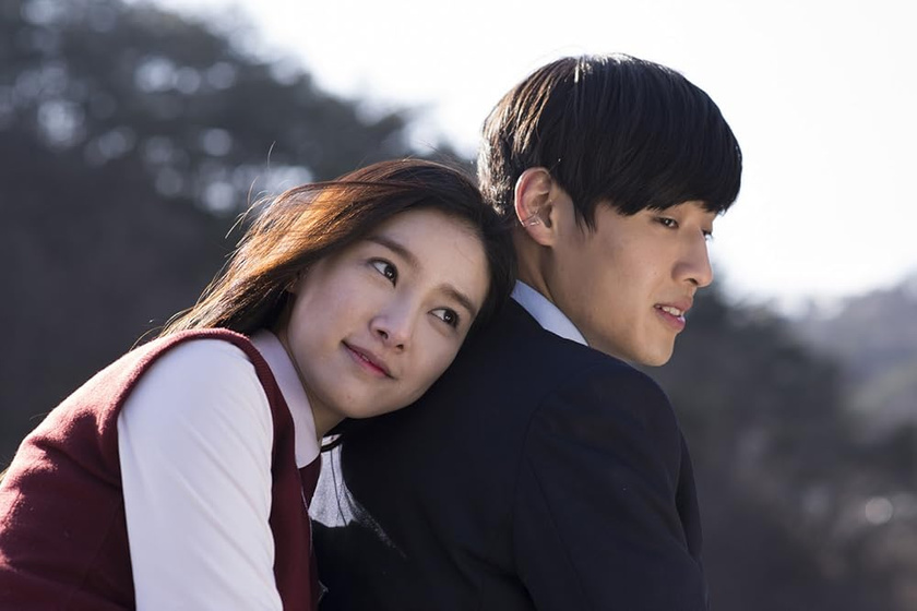 Ha-Neul Kang y Kim So-eun en mourning-grave