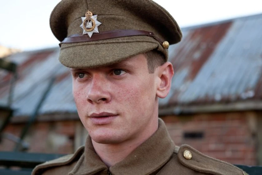 Jack O'Connell en Soldado Peaceful