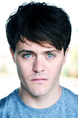 picture of actor Joey Batey