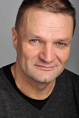 picture of actor Tim Faraday
