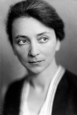photo of person Leontine Sagan