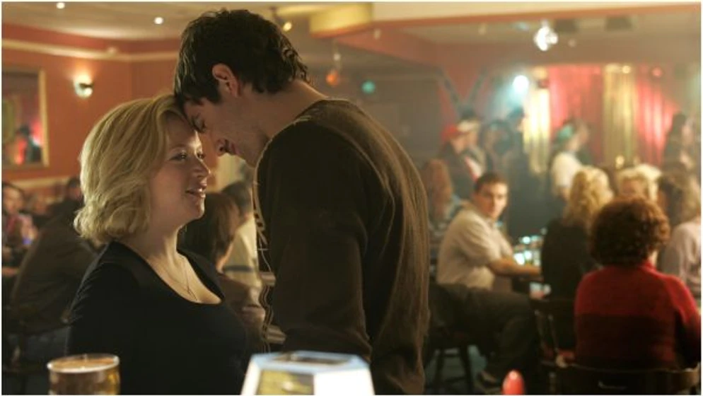 Jim Sturgess y Natalie Press en 50-hombres-muertos