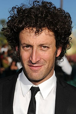 photo of person Simon Brand