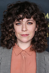 picture of actor Jen Tullock