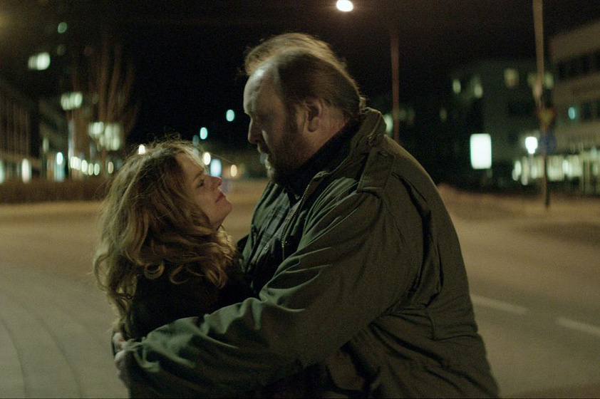 Gunnar Jónsson y Ilmur Kristjánsdóttir en Corazón Gigante (Fúsi)