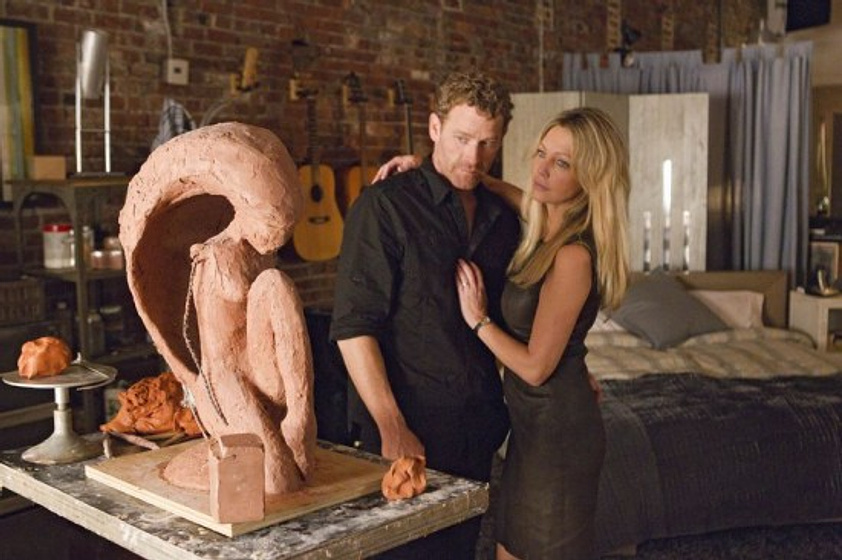 Heather Locklear y Max Martini en Falsa Atracción