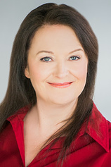 picture of actor Sarah Dodd