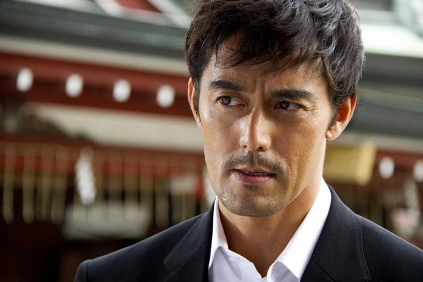 Hiroshi Abe en The Wings of the Kirin