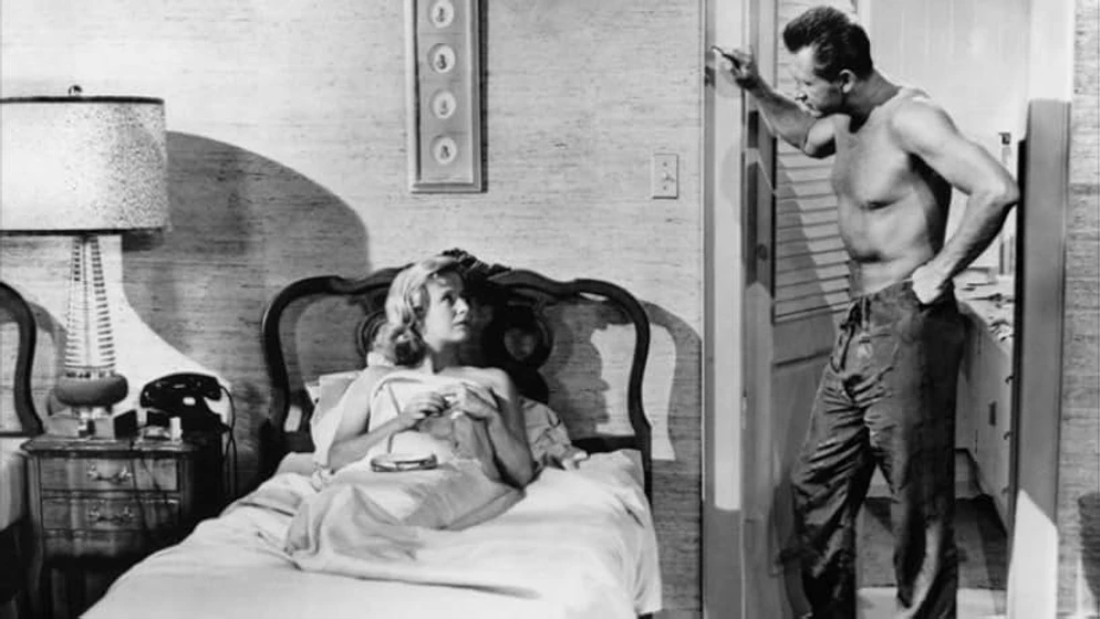 Lloyd Bridges y Kim Stanley en la-diosa-1958