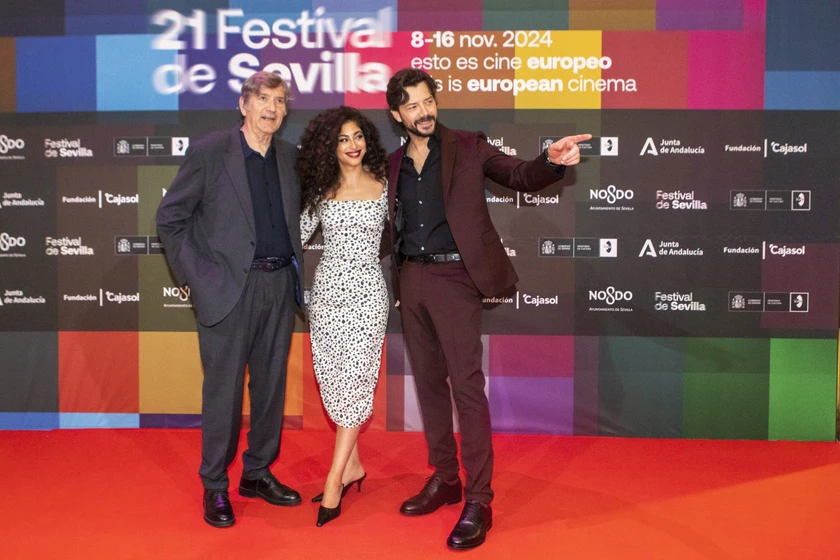 Gerardo Herrero, Álvaro Morte y Mina El Hammani en raqa (Festival de Sevilla. Noviembre 2024)