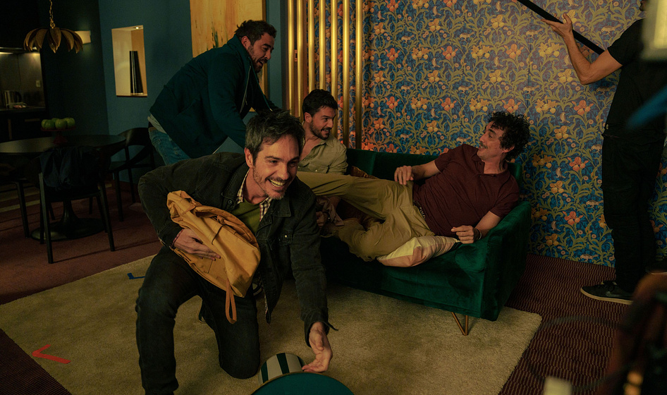 Canco Rodríguez, Alejo Sauras, Pablo Chiapella y Mauricio Ochmann en Hotel Bitcoin (Rodaje)