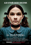 still of movie La huérfana