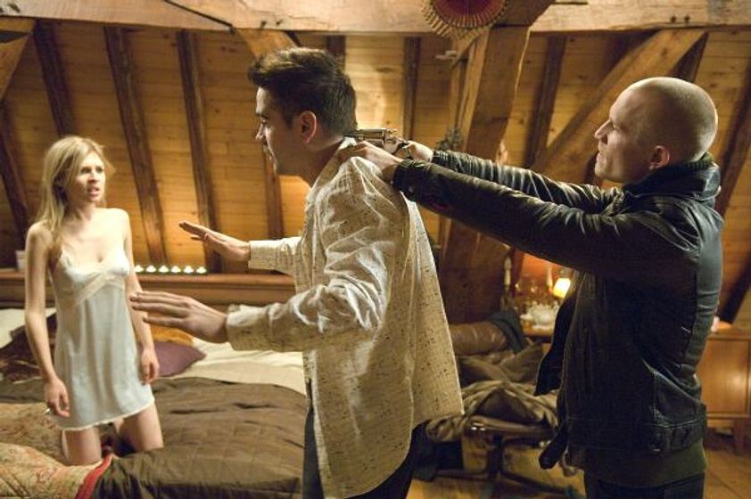 Colin Farrell [I] y Clémence Poésy en Escondidos en Brujas