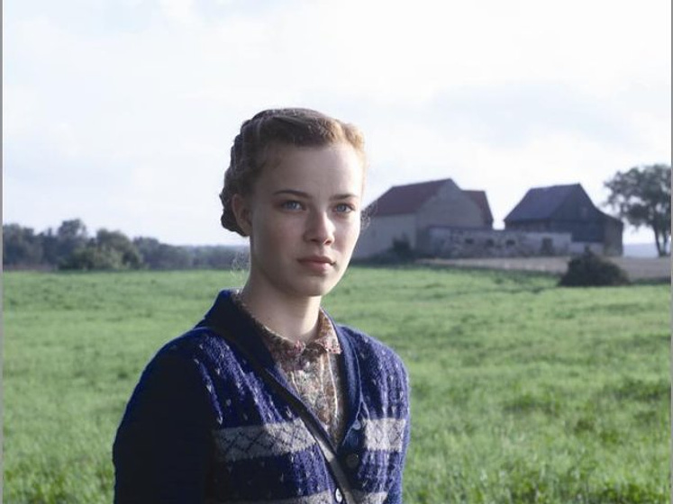 Saskia Rosendahl en Lore