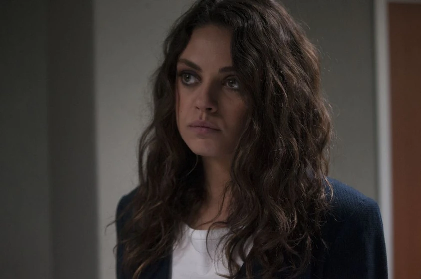Mila Kunis en en-tercera-persona