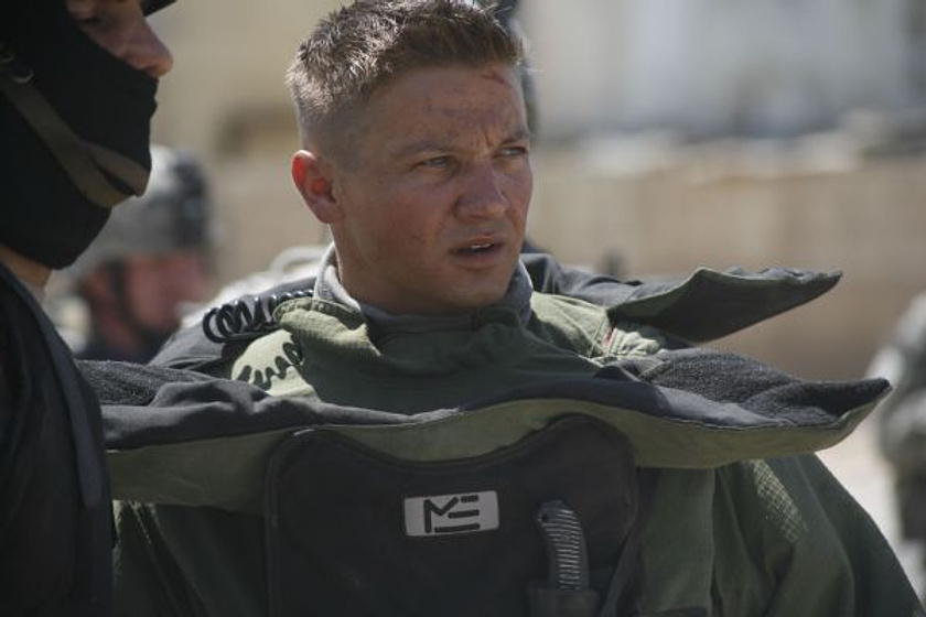 Jeremy Renner en En Tierra Hostil