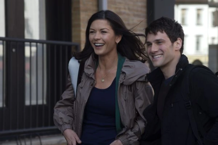 Catherine Zeta-Jones y Justin Bartha en mi-segunda-vez