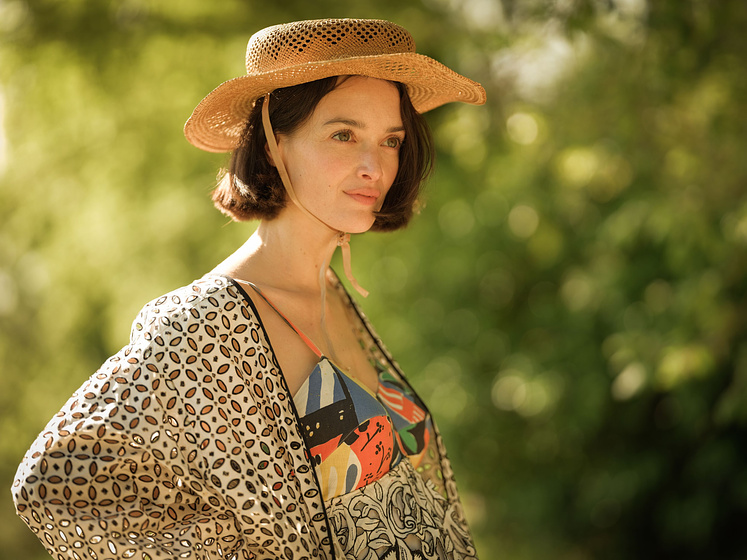 Charlotte Le Bon en Niki