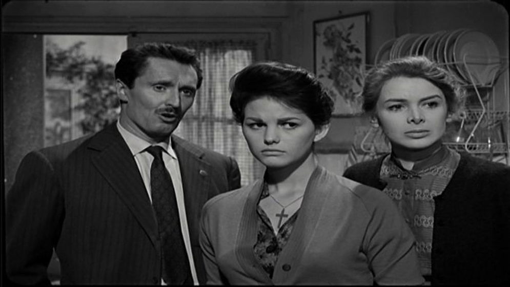 Claudia Cardinale y Pietro Germi en Un Maldito Embrollo