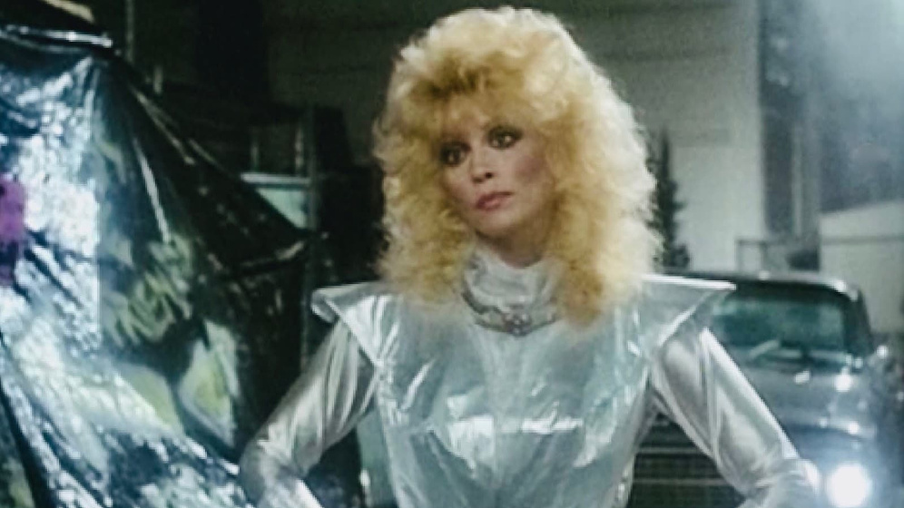 Judy Landers en Dr. Alien